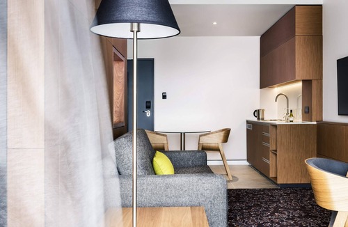 Prestons Hotel | Mercure Sydney Liverpool