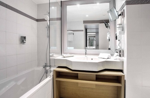 Seilh Hotel | Mercure Toulouse Aeroport Golf de Seilh