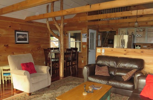 Keene Ski Chalet | Mercy Cabin - Peaceful and Private! - Keene, NY, Adirondack High Peaks