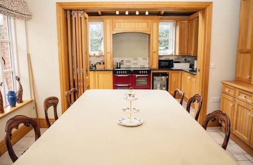 Wirral Bed & Breakfast | Mere Brook House