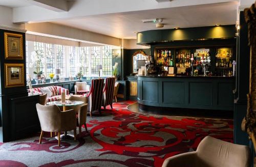 Mere Hotel | Mere Court Hotel