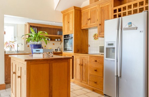 Beer House | Mere Haven - Three Bedroom House, Sleeps 6