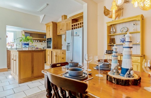 Beer House | Mere Haven - Three Bedroom House, Sleeps 6