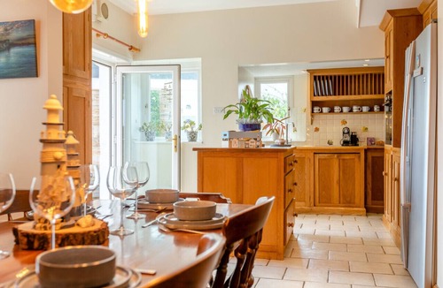 Beer House | Mere Haven - Three Bedroom House, Sleeps 6