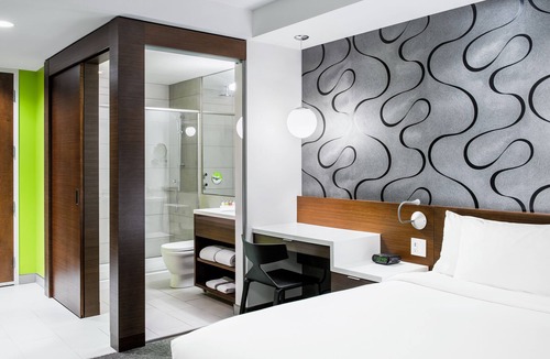 Exchange District Hotel | Mere Hotel