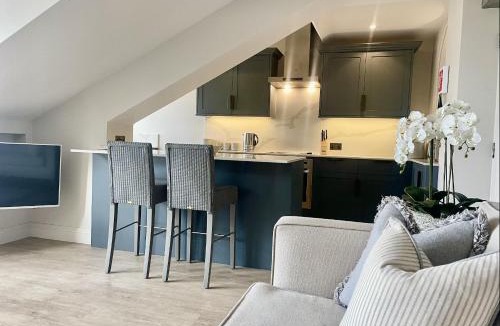 Bowness-on-Windermere Apartment | Mere View Loft, Bowness-on-Windermere