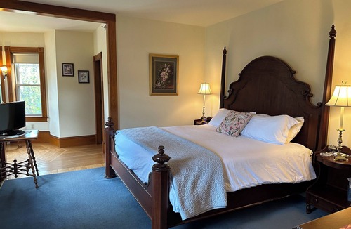 Meredith Bed & Breakfast | Meredith Inn