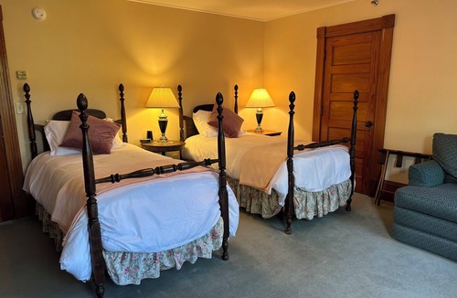 Meredith Bed & Breakfast | Meredith Inn