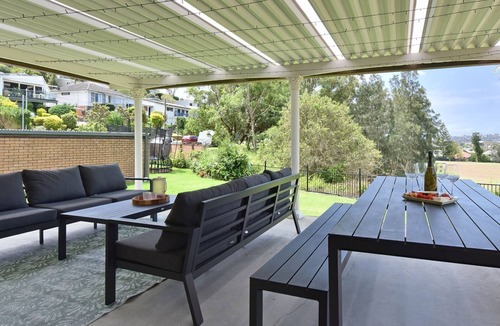 Merewether House | Merewether Summer Beach Getaway