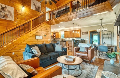 Young Harris Cabin | Meribel-Hot tub-Fire pit-Amazing Views