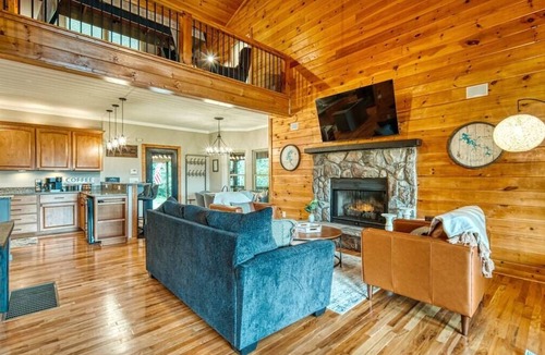 Young Harris Cabin | Meribel-Hot tub-Fire pit-Amazing Views
