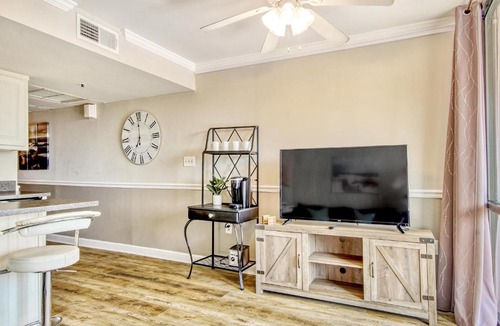 Myrtle Beach Apartment | Meridian Plaza 308