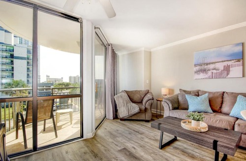 Myrtle Beach Apartment | Meridian Plaza 308