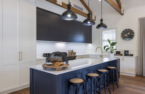 Currency Creek House | Merilli1885 - Private, Luxury Cottage