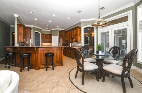 Siloam Springs House | Merion Ct. Manor Family Stay at Dawn Hill/City Lake Park