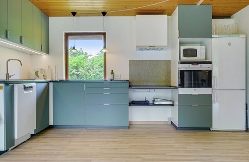 Kaldred House | "Merita" - 1.1km from the sea by Interhome