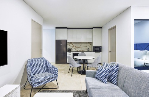 Liverpool Apartment | Meriton Suites Liverpool