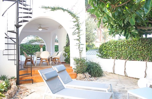 Vilafortuny House | Meritxell seafront villa
