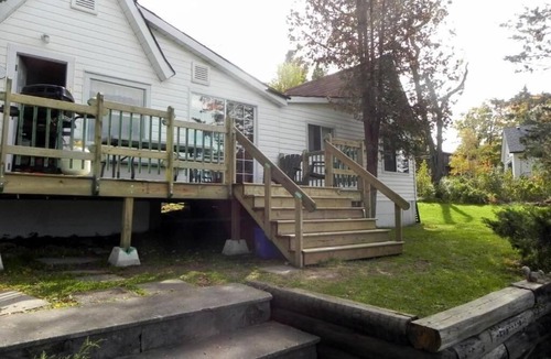 Prince Edward Ski Chalet | Merland Park Cottages - Chalet 8