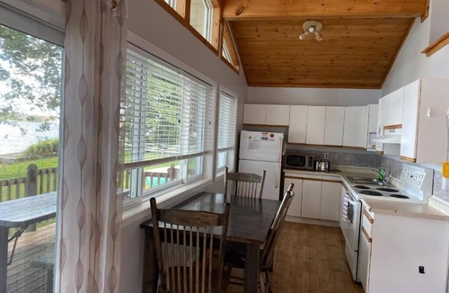 Prince Edward Ski Chalet | Merland Park Cottages - Mikey Bigfish