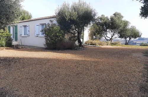 Montagnac House | Merlot - MONTAGNAC