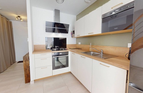 Saint-Gilles-Croix-de-Vie Ski Chalet | Merlyne Beach Villa 7