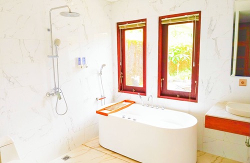 Munduk Resort | Merlyn Meadows Retreat