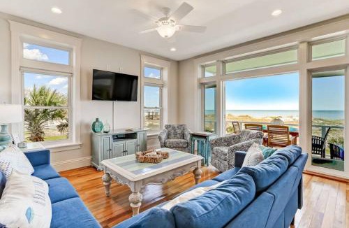 American Beach House | Mermaid Castle - Oceanfront Luxury Beach House - Rooftop Deck