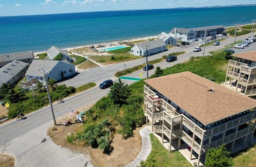 North Truro Hotel | Mermaid Cove