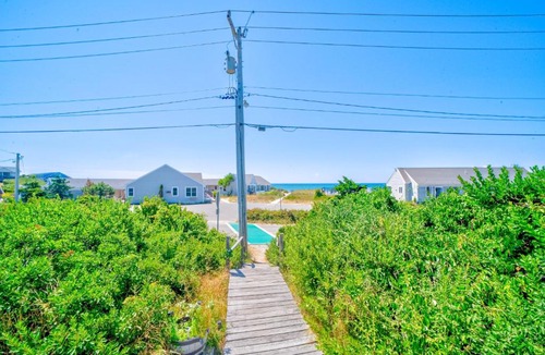 North Truro Hotel | Mermaid Cove