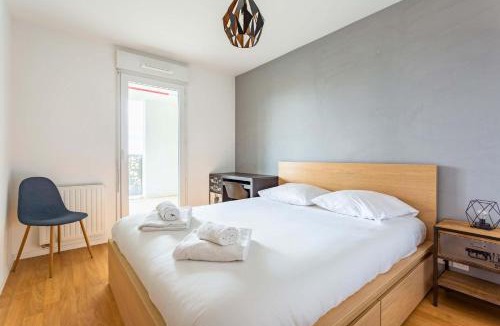 La Courrouze Apartment | Mermoz - 2 Bedrooms - Parking - Near Metro