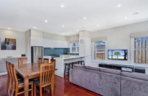 Warrnambool House | Merri Place