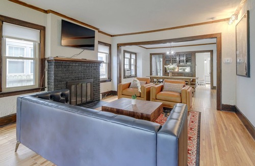 Merriam Park House | Merriam Park Art House