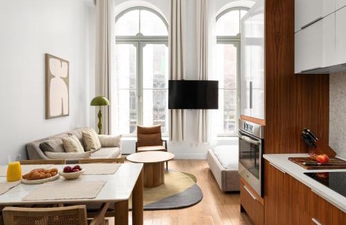 Old Montreal Apartment | Merrill Lofts Collection - Old Montreal