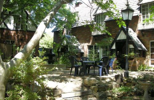 Bright House | Merrimeet Cottages