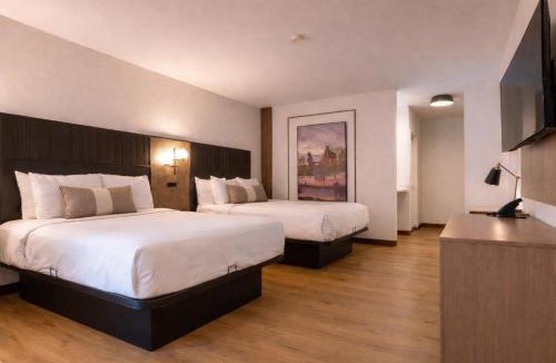 Albany Hotel | Merry Acres Inn