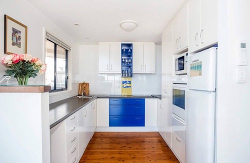 Kioloa House | Merry Escape Summary: