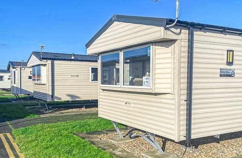 Chapel Saint Leonards Apartment | Merryfield & Sandfields Apartment