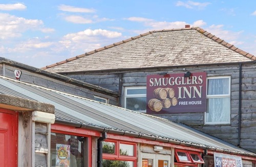 Chapel Saint Leonards Apartment | Merryfield & Sandfields Apartment