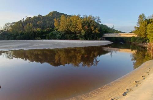 Penyabong House | Mersing Chalet Teluk Sisek