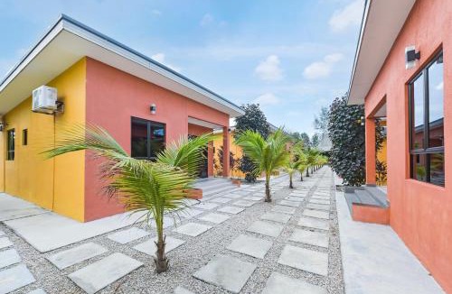 Penyabong Hotel | Mersing Pelangi Beach Resort