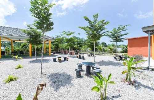 Penyabong Hotel | Mersing Pelangi Beach Resort