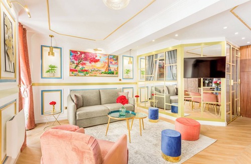 Saint-Merri Apartment | Merveil - Luxury Suite - Louvre - Aboukir VII