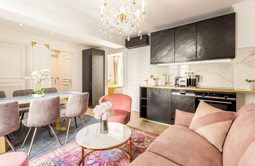 Saint-Thomas-d'Aquin Apartment | Merveil - Luxury Suite - Tour Eiffel - Bac II