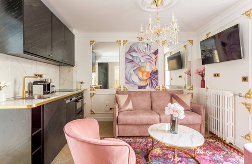 Saint-Thomas-d'Aquin Apartment | Merveil - Luxury Suite - Tour Eiffel - Bac II