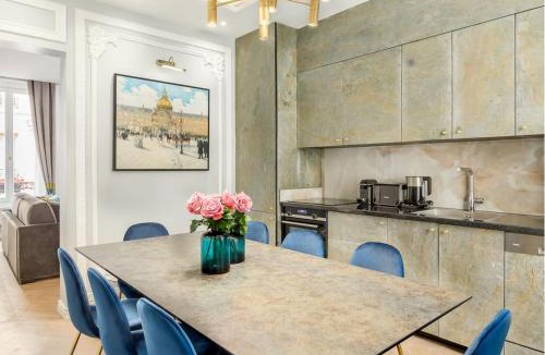 Saint-Merri Apartment | Merveil - Signature Suite - Louvre - Victoria