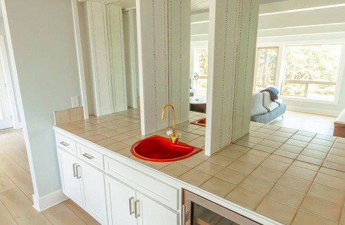 Brookings House | Mervue Estate at Crook Point