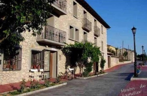 Samitier Cottage | Mesón de Samitier apartments for 4 people