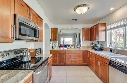 Rancho del Lago House | Mesa Golf Course Home Near Spring Training & River