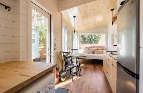 Alberta Arts District Apartment | Mesa Tiny House Oasis on Alberta